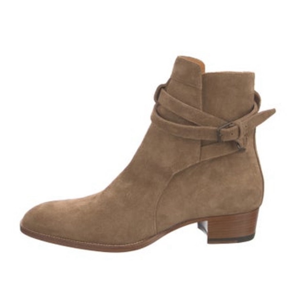 Saint Laurent Suede Ankle Boots
Square-Toes , Buckle  Closure at Ankles